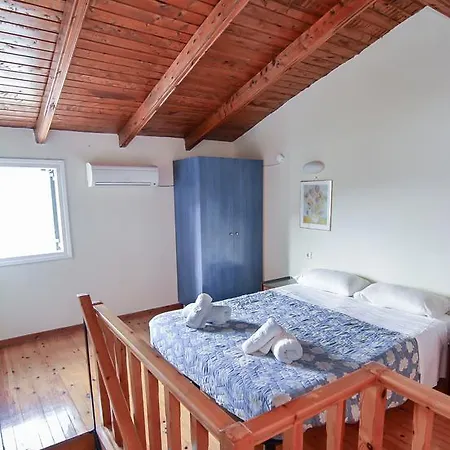 Golden Nests Appartement