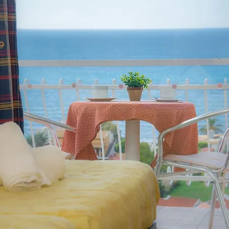 Golden Nests Appartement