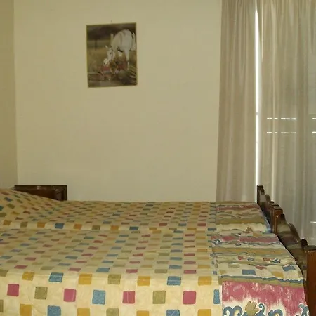 Golden Nests Appartement *